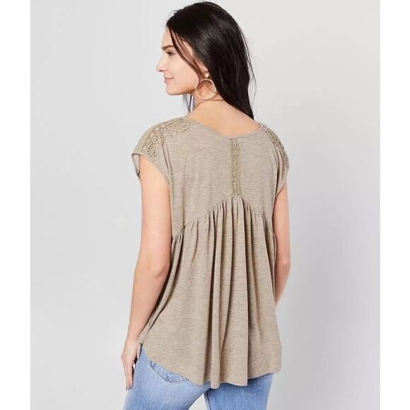Miss Me Heathered Knit V-Neck Top - Size: XS - Picture 3 of 9